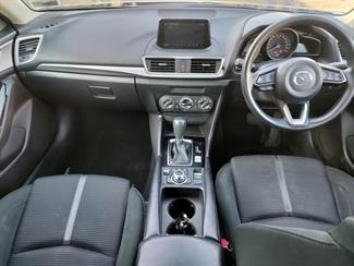 2018 Mazda Mazda 3 - Thumbnail