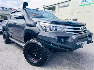 2017 Toyota Hilux - Thumbnail