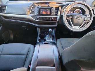 2016 Toyota Highlander - Thumbnail