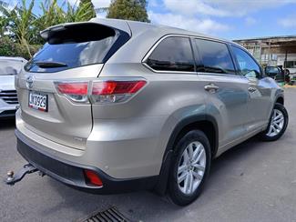 2015 Toyota Highlander - Thumbnail