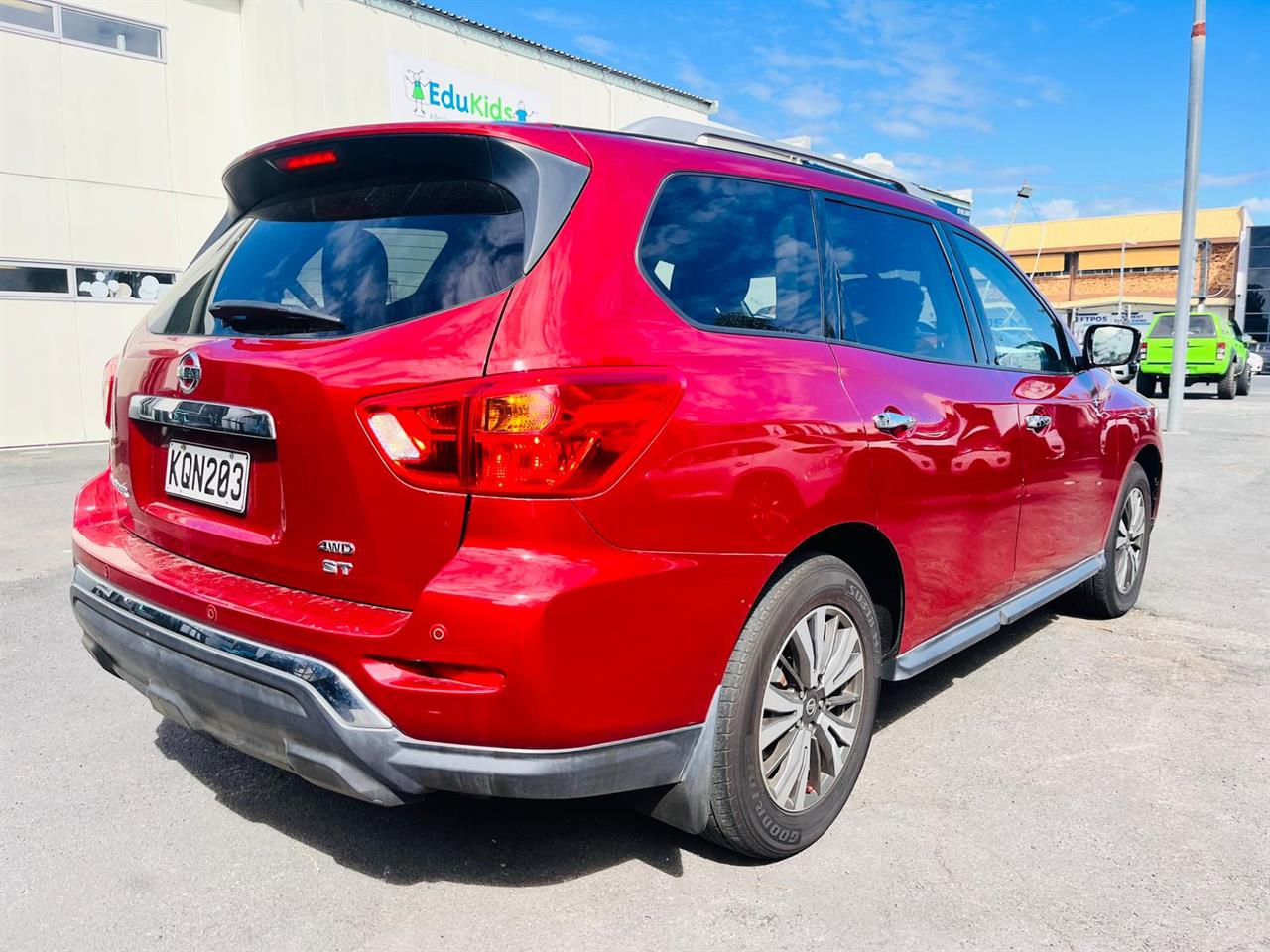 2017 Nissan Pathfinder