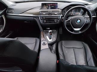 2012 BMW 320i - Thumbnail