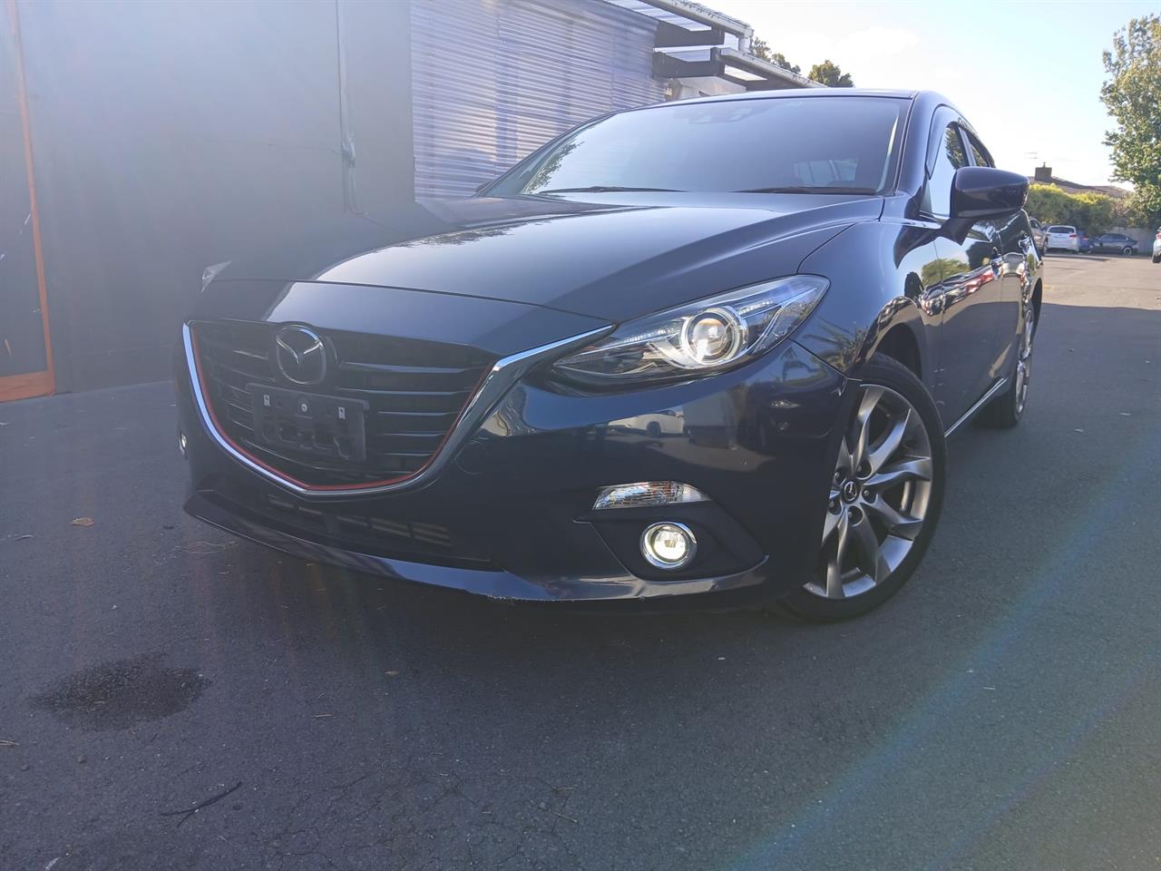 2015 Mazda Axela