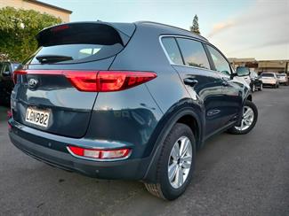 2018 Kia Sportage - Thumbnail