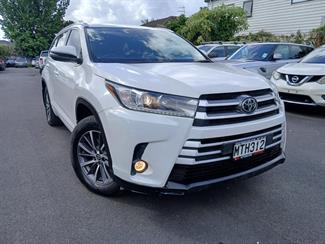 2020 Toyota Highlander - Thumbnail