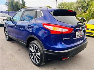 2017 Nissan Qashqai - Thumbnail